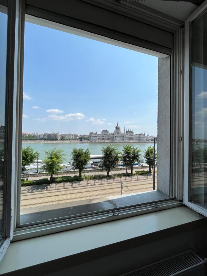 B38 Apartment *